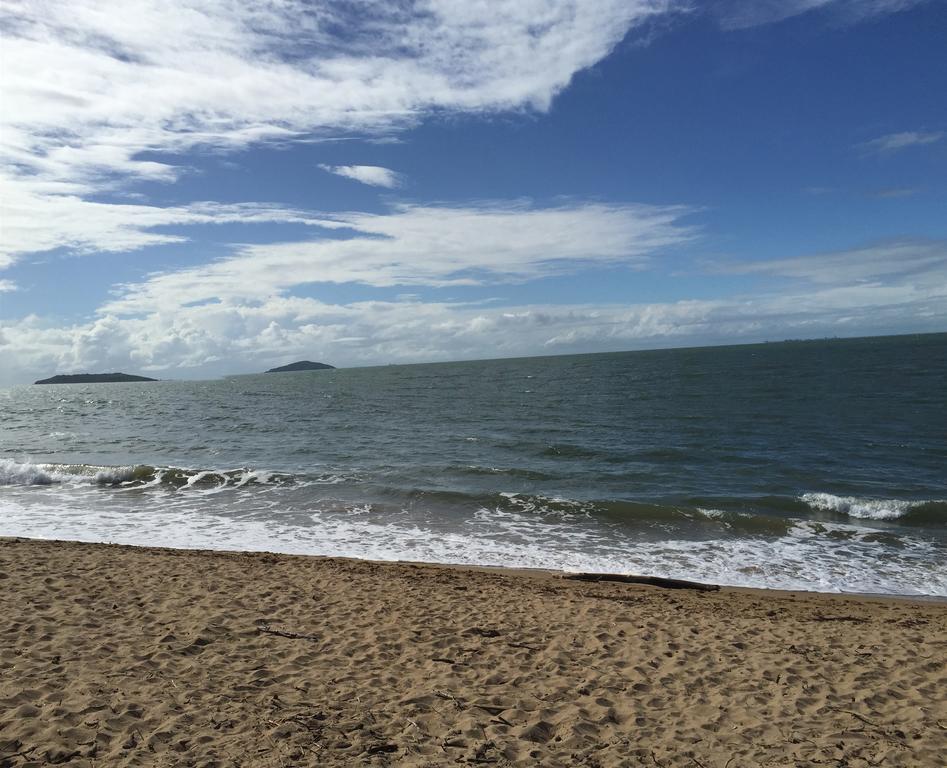 Econo Lodge Beachside Mackay Esterno foto