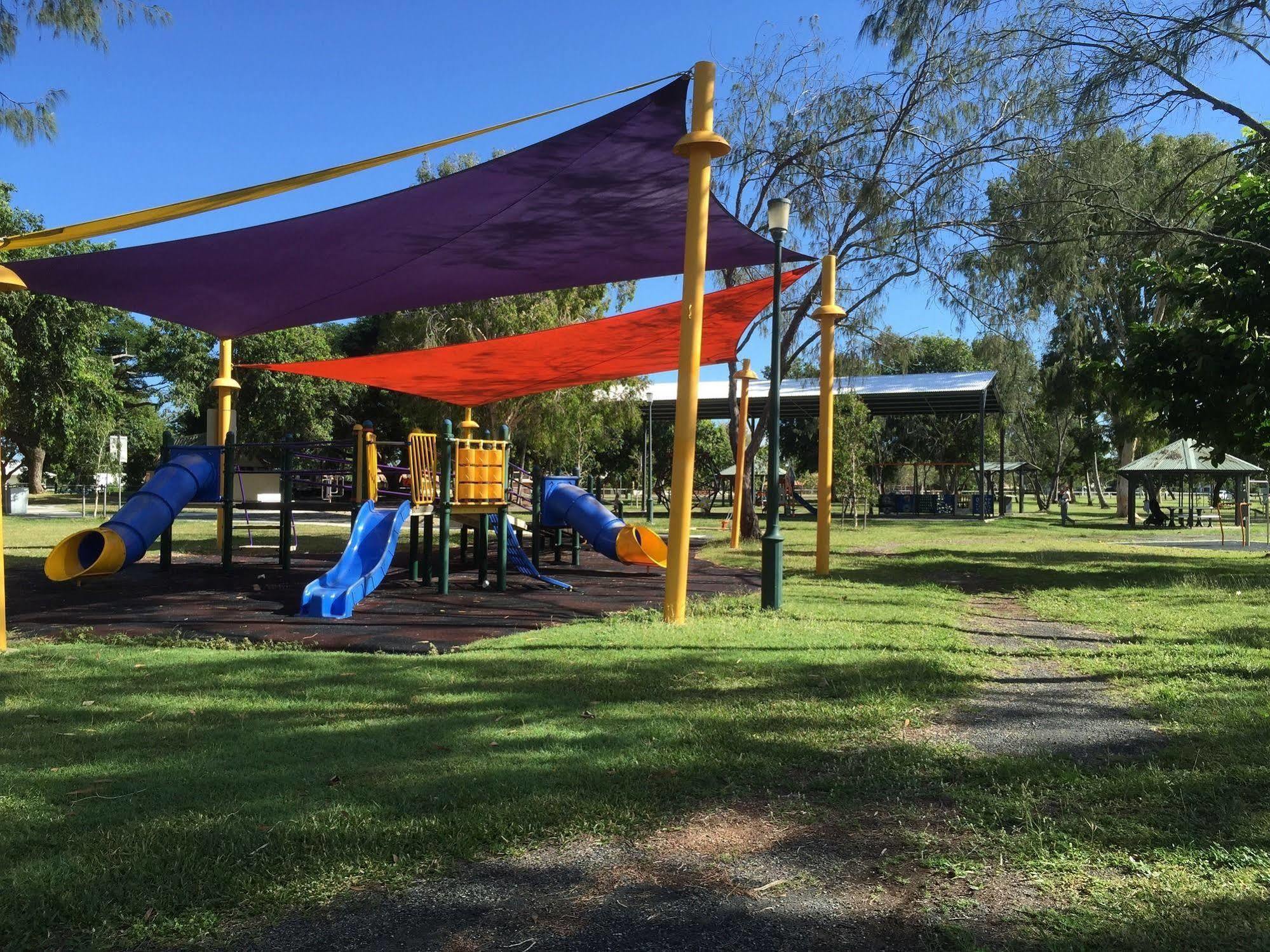 Econo Lodge Beachside Mackay Esterno foto